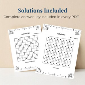 Peut inclure: Deux pages blanches pr&eacute;sentant des grilles de Sudoku avec des lignes et des chiffres noirs. La page de gauche est intitul&eacute;e Puzzle 1 / 365 et celle de droite Solution 1. Les deux pages comportent des bordures grises et le texte Solutions Included.