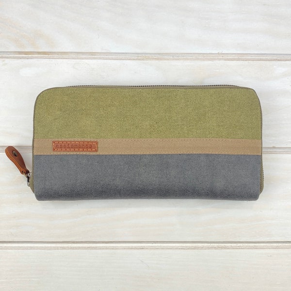 Gray and green resin effect canvas coin purse, Zip arround wallet, Anniversary Gift for Wife, Mum's gift