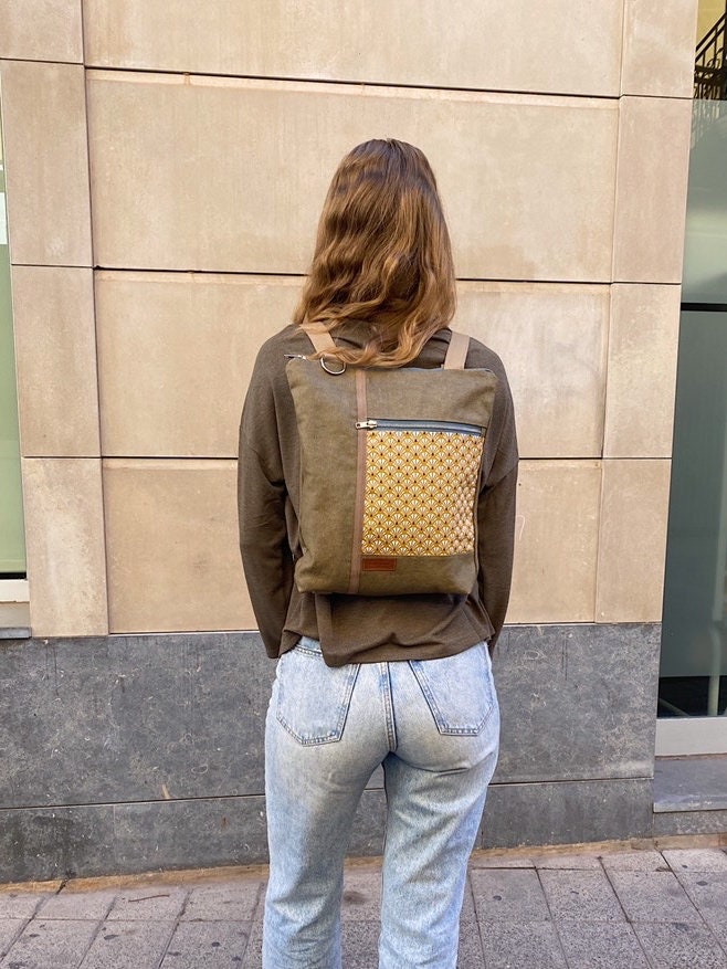 Mochila mostaza mujer sale
