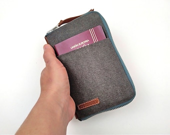 Pasaportera hecha a mano en lona encerada gris/ accesorio viaje/ Cartera de viaje