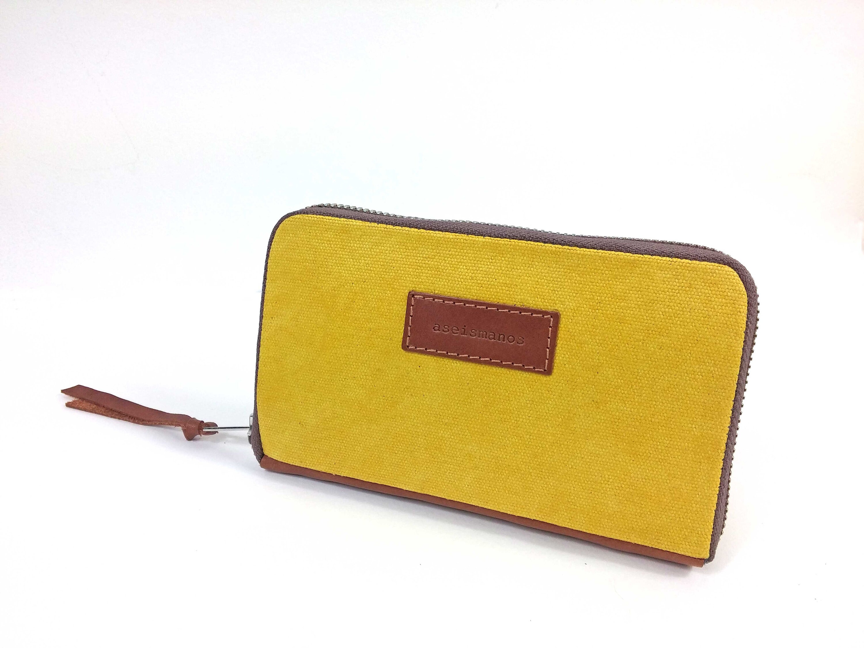 medium size womens wallet