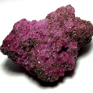 Ruby on Matrix Crystal Cluster, UV REACTIVE CRYSTAL (60g)