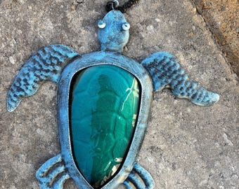 Turtle sun catcher wind chime, outdoor hanging decoration, beach ocean vacation vibe, Florida, Tree Jewelry, hanging deck patio decor