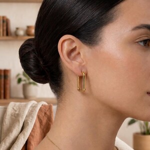 Chic Minimal Rectangular Gold Oval Hoop Earrings, Geometric Link Hoops, Lightweight Everyday Jewelry, Gift for Her, 14K Solid Gold Hoop