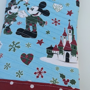 Mickey Christmas inspired baking mitt