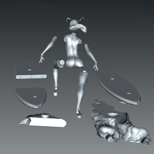 K&ouml;nnte beinhalten: Graustufen 3D-Modell einer weiblichen Figur, in mehrere Teile zerlegt. Das Modell umfasst einen Torso, Arme, Beine und einen Kopf sowie mehrere plattformartige Komponenten. Die Figur ist mit ausgestreckten Armen dargestellt.