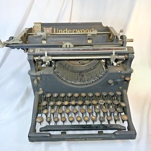 Vintage Underwood No. 5 Typewriter - Etsy