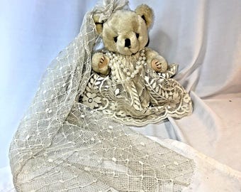 Braut-Teddybär im Spitze-Hochzeitskleid-Schleier-gegliederter Elfenbein-Bär 10 "