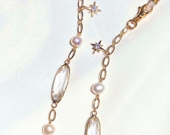 Pearl Suncatcher Glasses Chain: Vintage Style Gold Star Mask Strap, Celestial Jewelry, Book Lover Gift, Holiday Outfit