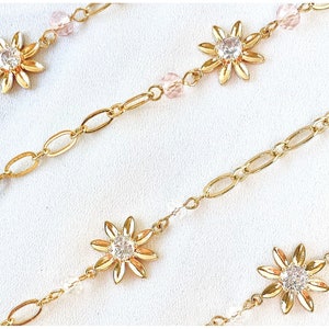 Gold Flower Glasses Chain with Crystal Beads daisy gemstone charm gold jewelry preppy style twee aesthetic garden lover floral spring outfit