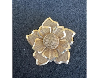 Vintage Gold Tone Mesh Flower Brooch Layered Petal Floral Pin 2.25 Inch VGUC