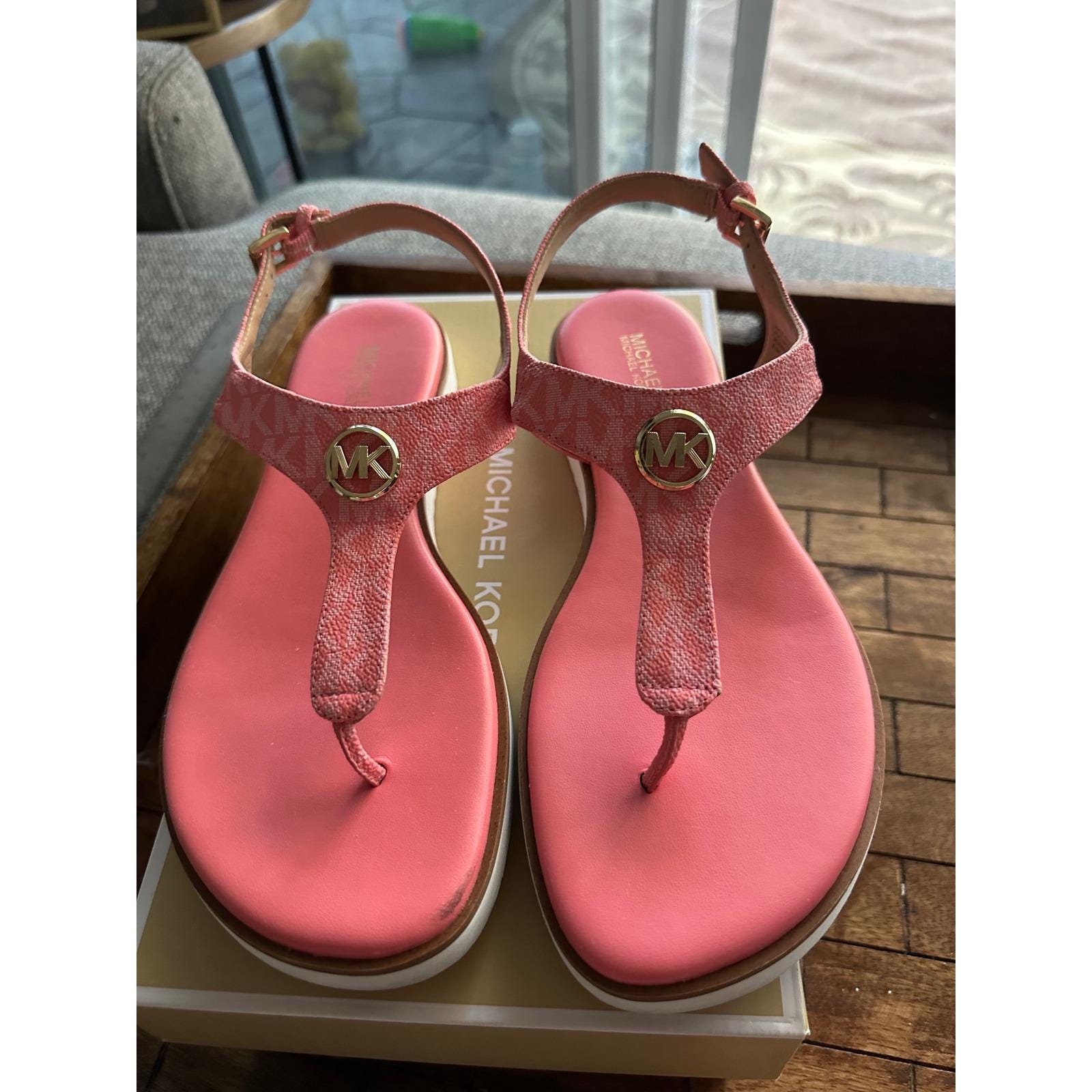 Video's over Wat is Dikke Platform Cloud Slippers Vrouwen Dubbele Gesp Zachte Zool Kussen Slides Sandalen Vrouw Zomer Strand Antislip Flip Flops