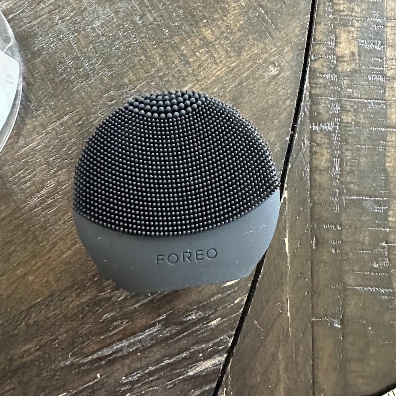 FOREO LUNA fofo Spazzola intelligente per la pulizia del viso Midnight Black Analizzatore della pelle NIP immagine 5
