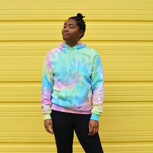 Plus size tie dye hotsell hoodie