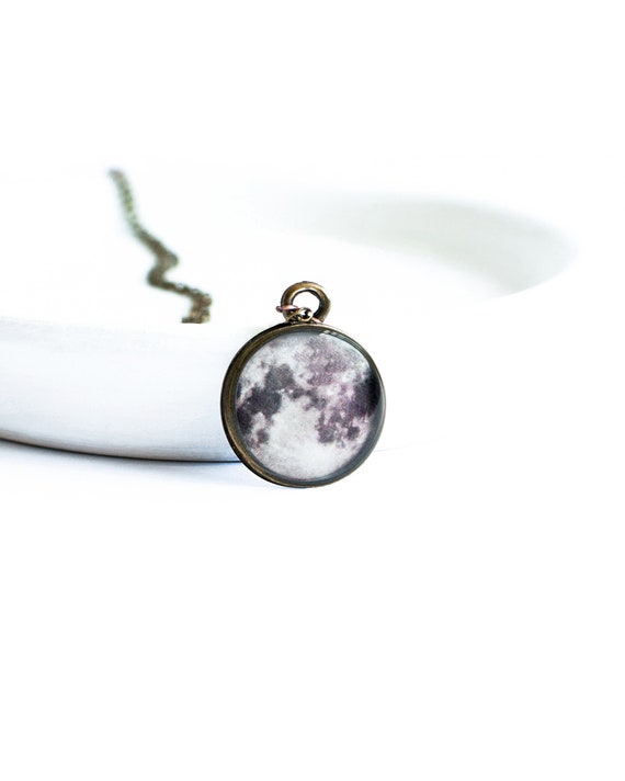 Space jewelry, full moon necklace, astronomy jewellry, moon pendant