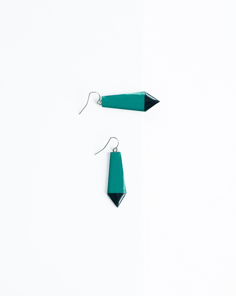 Geometric earrings Minimalist jewelry Living coral earrings gift for her unusual earrings Emerald