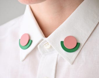 Triangle collar pins, leather lapel pin, geometric shirt collar jewelry, minimalist suit accessories, unique tie clip, modern collar tips