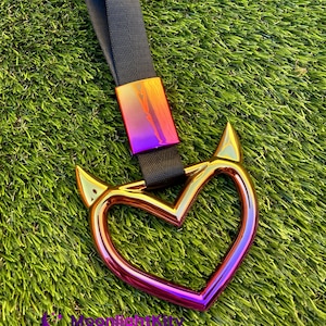 Tsurikawa - JDM Devil Heart Strap