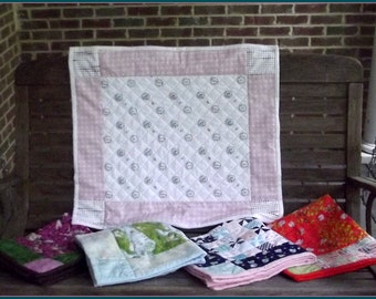 Easy Peasy Fat Quarter Baby Quilt Pattern