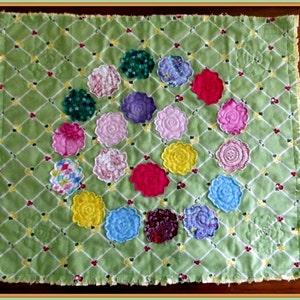 Applique Mini Quilt Pattern, &quot;Retro Flowers&quot;