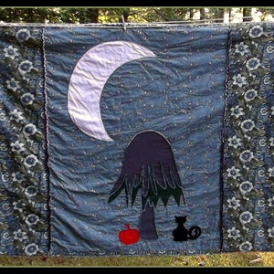 Moonlight on the Weeping Willow Tree Quilt Pattern