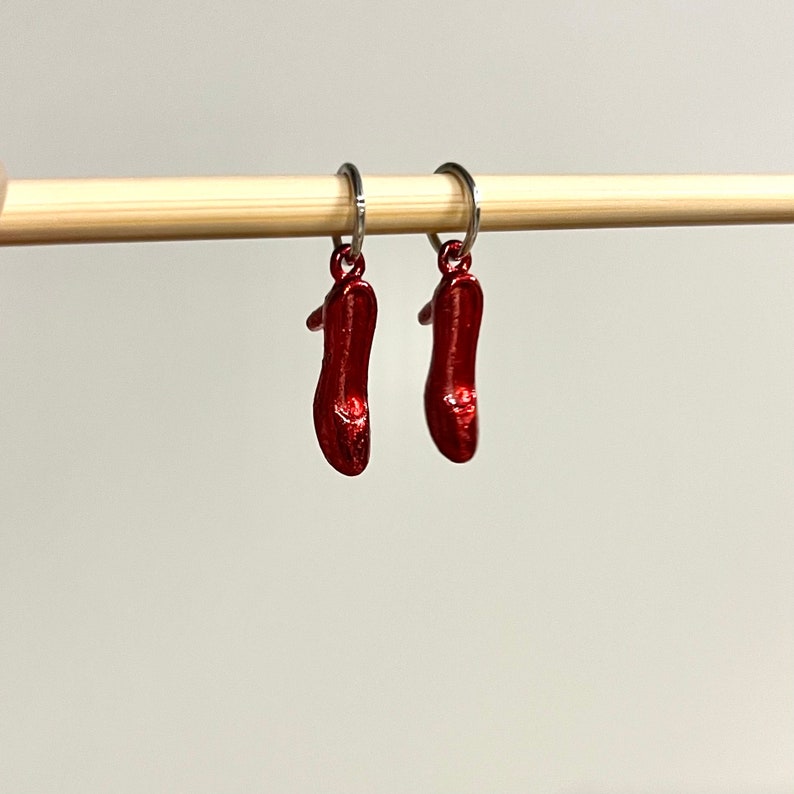 Red Shoes Stitch Markers, Knitting Charm, Knit Accessories image 1