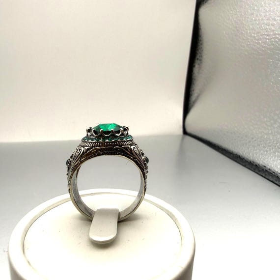 Large Green Statement Ring Ornate Silver Tone Eme… - image 6