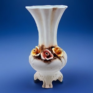 Vintage Capodimonte Vases - Etsy - Page 8