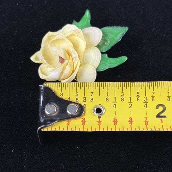 VINTAGE Tiny Shells Painted Celluloid Gardenia Fl… - image 5