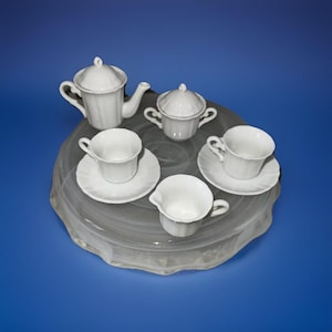 Vtg Dollhouse Miniature White Tea Set 10 Pcs, Porcelain Kosta Boda Art Glass Dish