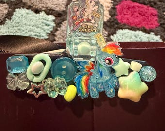 Journal Clip with Trinkets