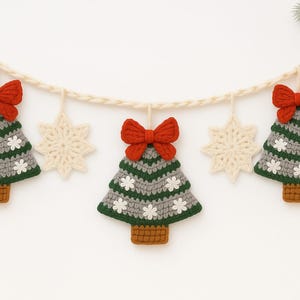 Crochet Christmas Tree & Snowflake Decoration Garland Pattern (PDF)