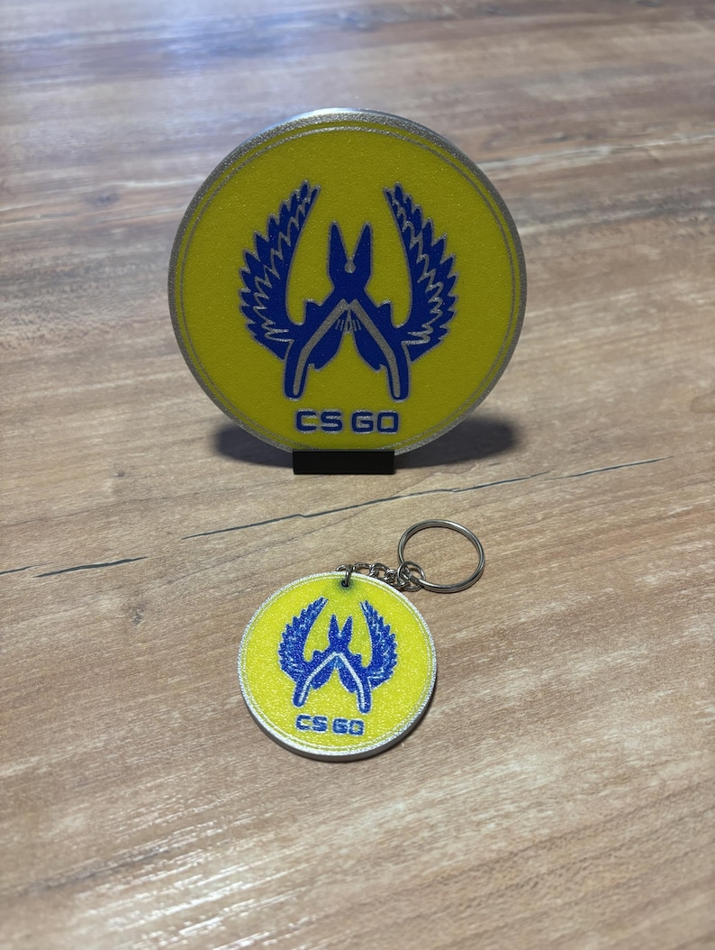 Counter Strike Pin Inspired Keychain + FREE STAND – CSGO CS2 - Fan Gift ...
