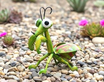 Metal Praying Mantis Insect | Garden Patio Decor | Southwestern Yard Art Sculpture | Handmade Outdoor Statue