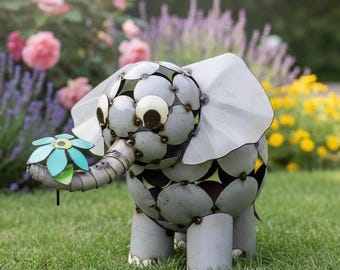 Elefante de algodón de metal con flores / Decoración de jardín / Escultura artística estilo suroeste / Estatua para exteriores hecha a mano