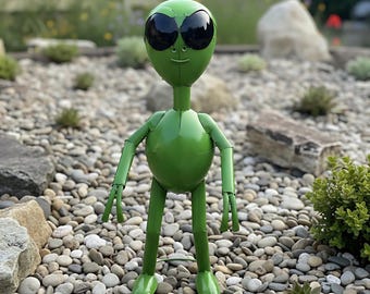 Metal Green Alien UFO Extraterrestrial | Garden Patio Decor | Southwestern Yard Art Sculpture | Handmade Outdoor Statue