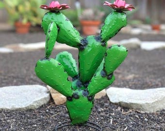 Juego de 3 cactus de nopal 3D de metal / Decoración para jardín o patio / Escultura de arte para jardín estilo suroeste / Estatua para exteriores