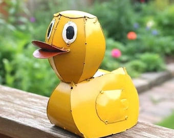 Pato de goma amarillo de metal / Decoración de jardín/patio / Escultura de arte de exterior de estilo suroeste / Estatua de patito de goma hecha a mano para exteriores