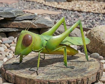 Metal Big Eye Grasshopper Mantis | Garden Patio Decor | Southwestern Yard Art Sculpture | Handmade Insect Outdoor Statue