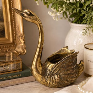 Vintage Brass Finish Swan Planter Made in Korea Hollywood Regency Bird Cachepot