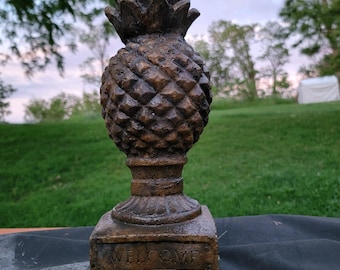 Classic Concrete Pineapple Finial in Amber Stain