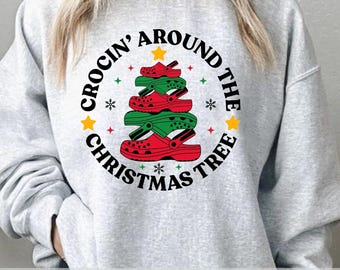Crocin alrededor del árbol de Navidad SVG, divertidos zuecos navideños (descarga digital)