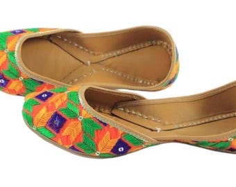 Phulkari pattern, Traditional Indian Handcrafted Juttis, Multicolor Embroidered Flats, Ethnic Mojari Ballet