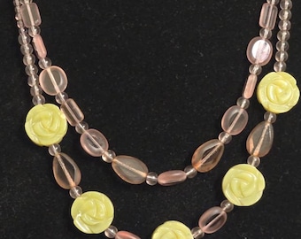 1950s Art Deco Lavender Lime Green Layered Glass Beaded Necklace