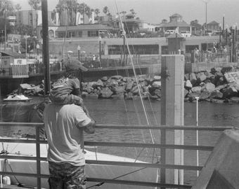 Fotografía enmarcada - "Día de la Coronación" de Alina Vreeland