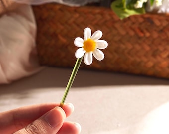Mini Daisy Glass Flower With Vase, Hand-Blown Glass Flower Ornament, April Birth Month Flower, Personalized Birthday Gifts