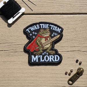 Frog Knight Embroidered Patch – Medieval Frog Iron On Applique for Jackets, Bags, Hats