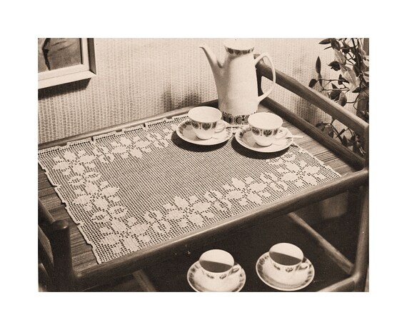 Instant Download PDF Filet Crochet Pattern to make a Doiley or Lace  Dressing Table Centre Place Mat Tray Cloth Runner or Curtain