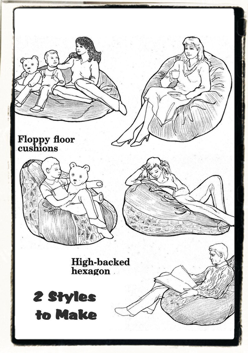 K&ouml;nnte beinhalten: Eine Schwarzwei&szlig;-Zeichnung mit zwei verschiedenen Arten von Sitzs&auml;cken. Der erste Stil ist ein weicher Bodensitzsack, auf dem eine Person sitzt. Der zweite Stil ist ein Sitzsack mit hoher R&uuml;ckenlehne in Hexagonform, auf dem eine Person sitzt. Der Text "2 Styles to Make" steht unter den Illustrationen.