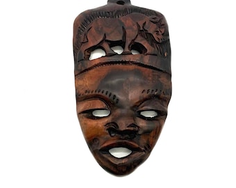 Maschera da parete africana in legno intagliata a mano – Maschera decorativa tribale con rinoceronte – Autentica arte africana – Decorazione da parete realizzata a mano